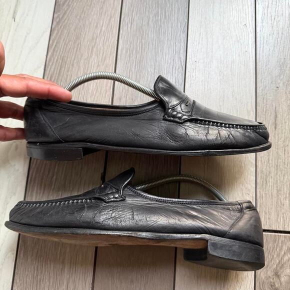 Bally black leather loafers made in Switzerland size 10 EEE main image 4